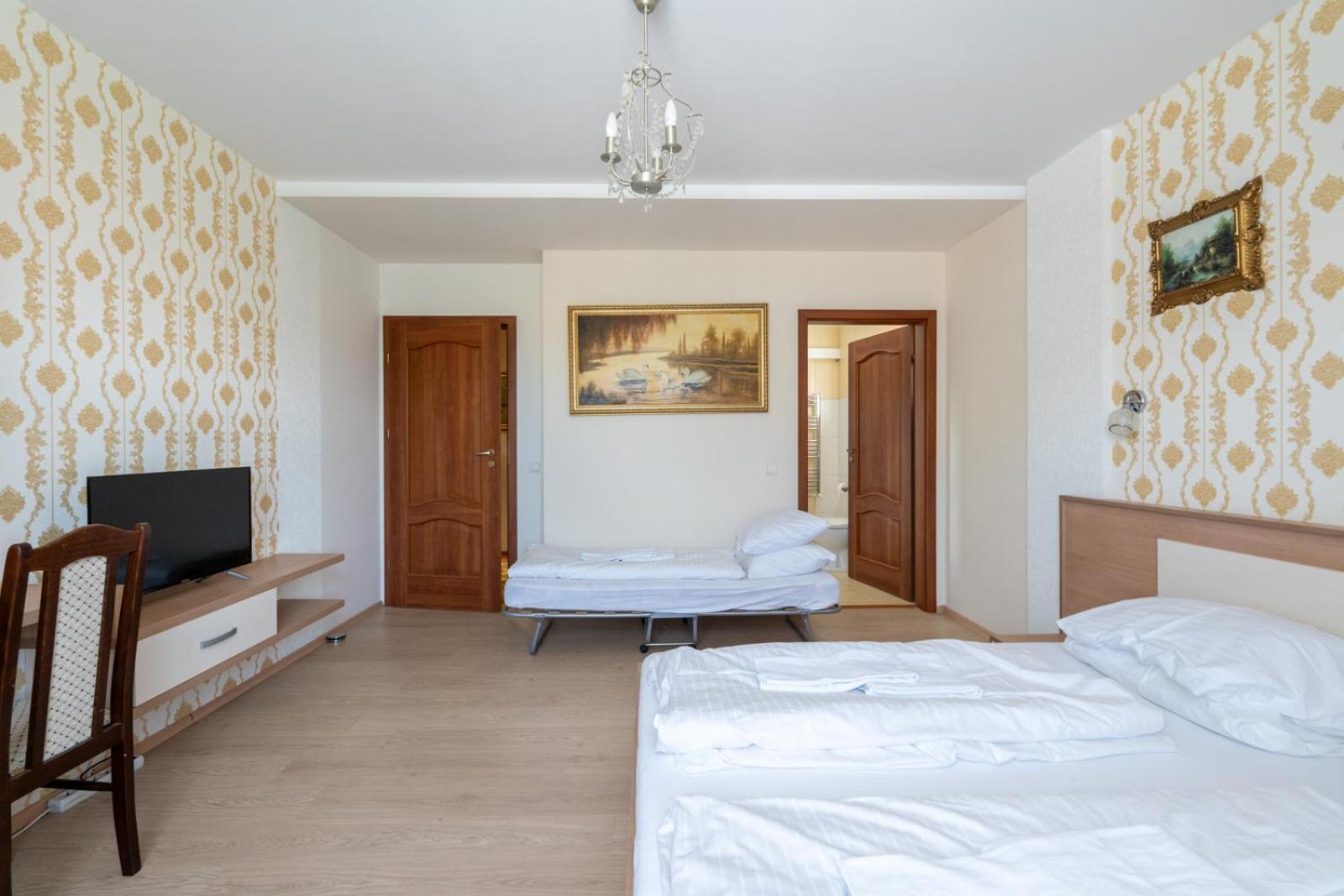 بروك ان در ليذه Faraway Aparthotel Near Vienna Airport With Anytime Self Check In الغرفة الصورة